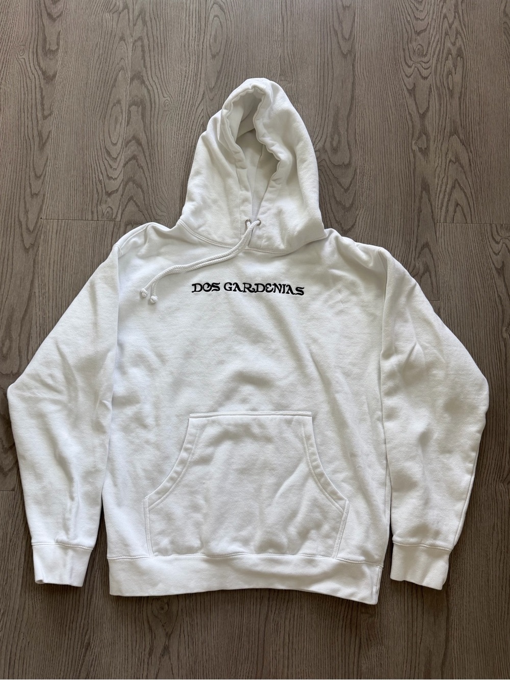 DOS GARDENIAS White Sweatshirt